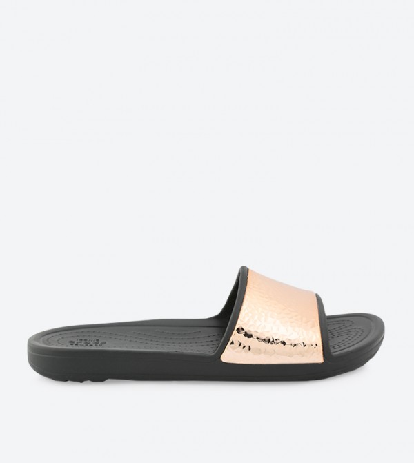 Women's Crocs Sloane Hammered Metallic Slide